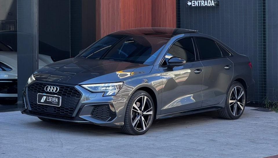 AUDI A3 PERFORMANCE BLACK