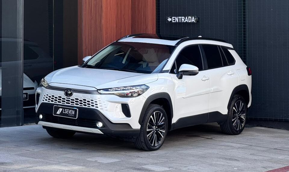 TOYOTA COROLLA CROSS XRX