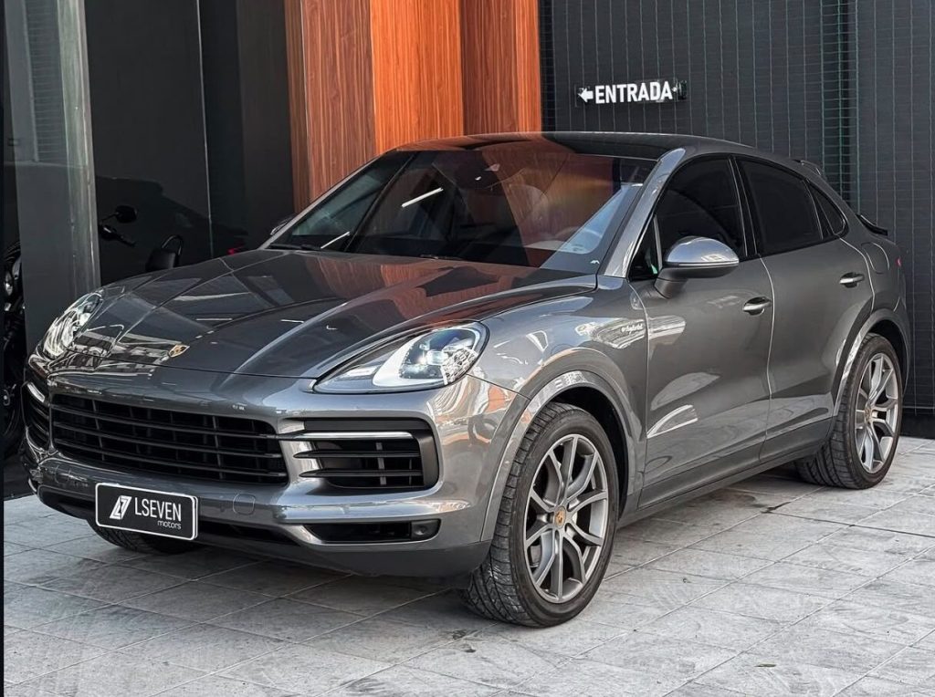 PORSCHE CAYENNE COUPÉ